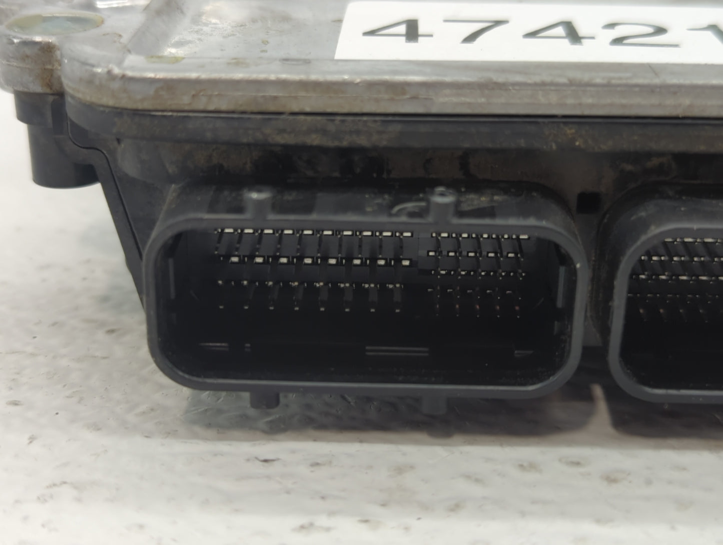 2017-2018 Mazda 3 PCM Engine Control Computer ECU ECM PCU OEM P/N:PYJM 18 8K2B PY9V 18 881, PYAA 18 881A Fits Fits 2016 2017