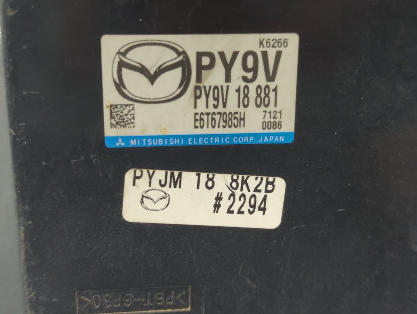 2017-2018 Mazda 3 PCM Engine Control Computer ECU ECM PCU OEM P/N:PYJM 18 8K2B PY9V 18 881, PYAA 18 881A Fits Fits 2016 2017