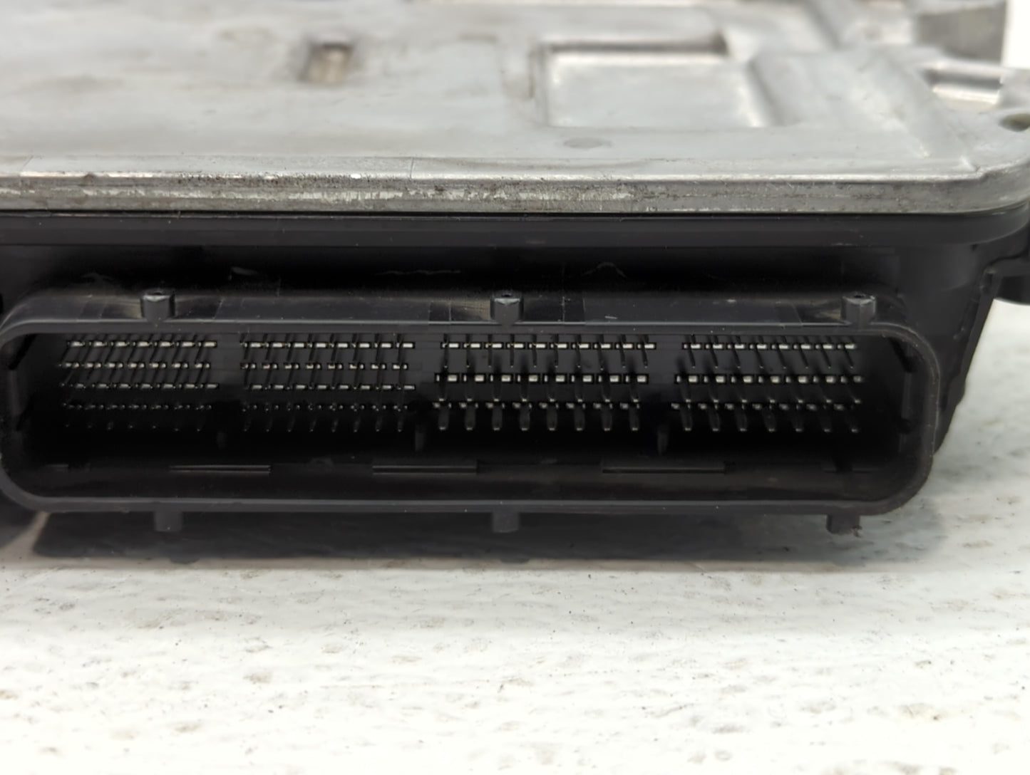 2017-2018 Mazda 3 PCM Engine Control Computer ECU ECM PCU OEM P/N:PSAE 18 881 PY9W 18 881 Fits Fits 2017 2018 OEM Used Auto 
