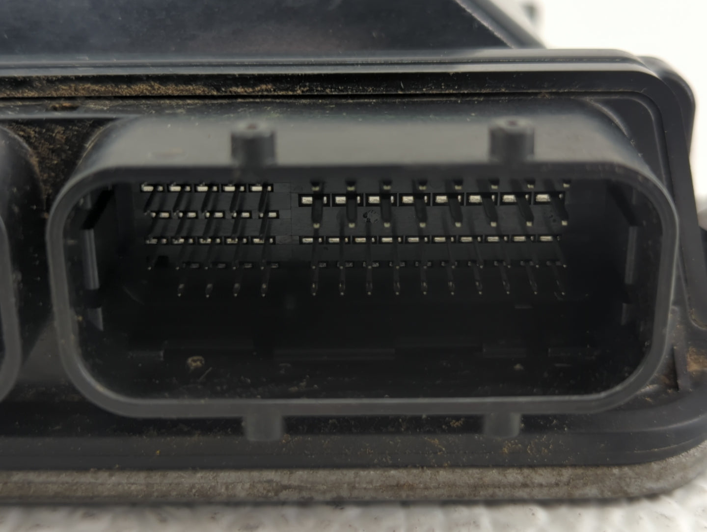 2017-2018 Mazda 3 PCM Engine Control Computer ECU ECM PCU OEM P/N:PSAE 18 881 PY9W 18 881A, PY9W 18 881 Fits Fits 2016 2017 