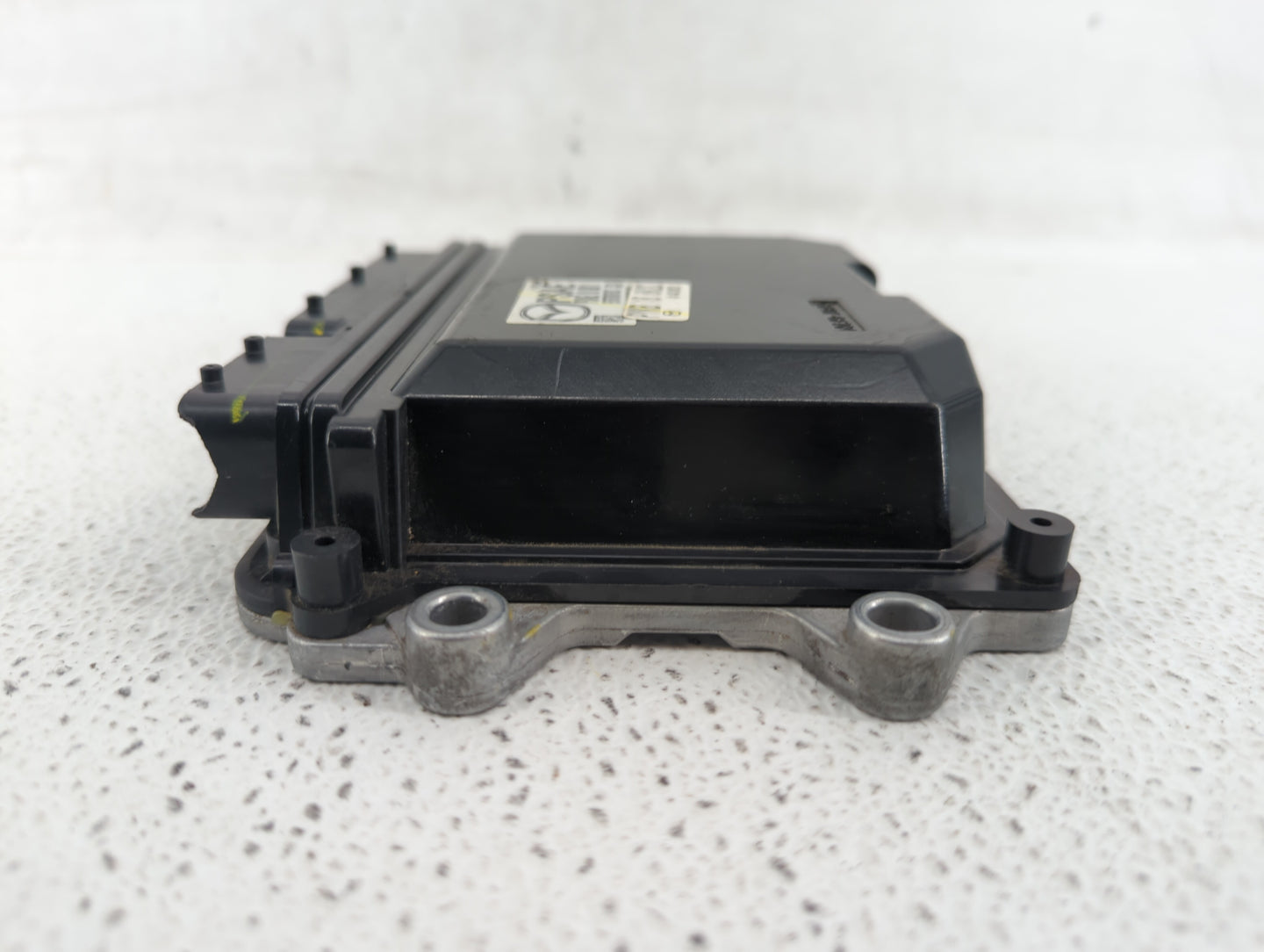 2017-2018 Mazda 3 PCM Engine Control Computer ECU ECM PCU OEM P/N:PSAE 18 881 PY9W 18 881A, PY9W 18 881 Fits Fits 2016 2017 