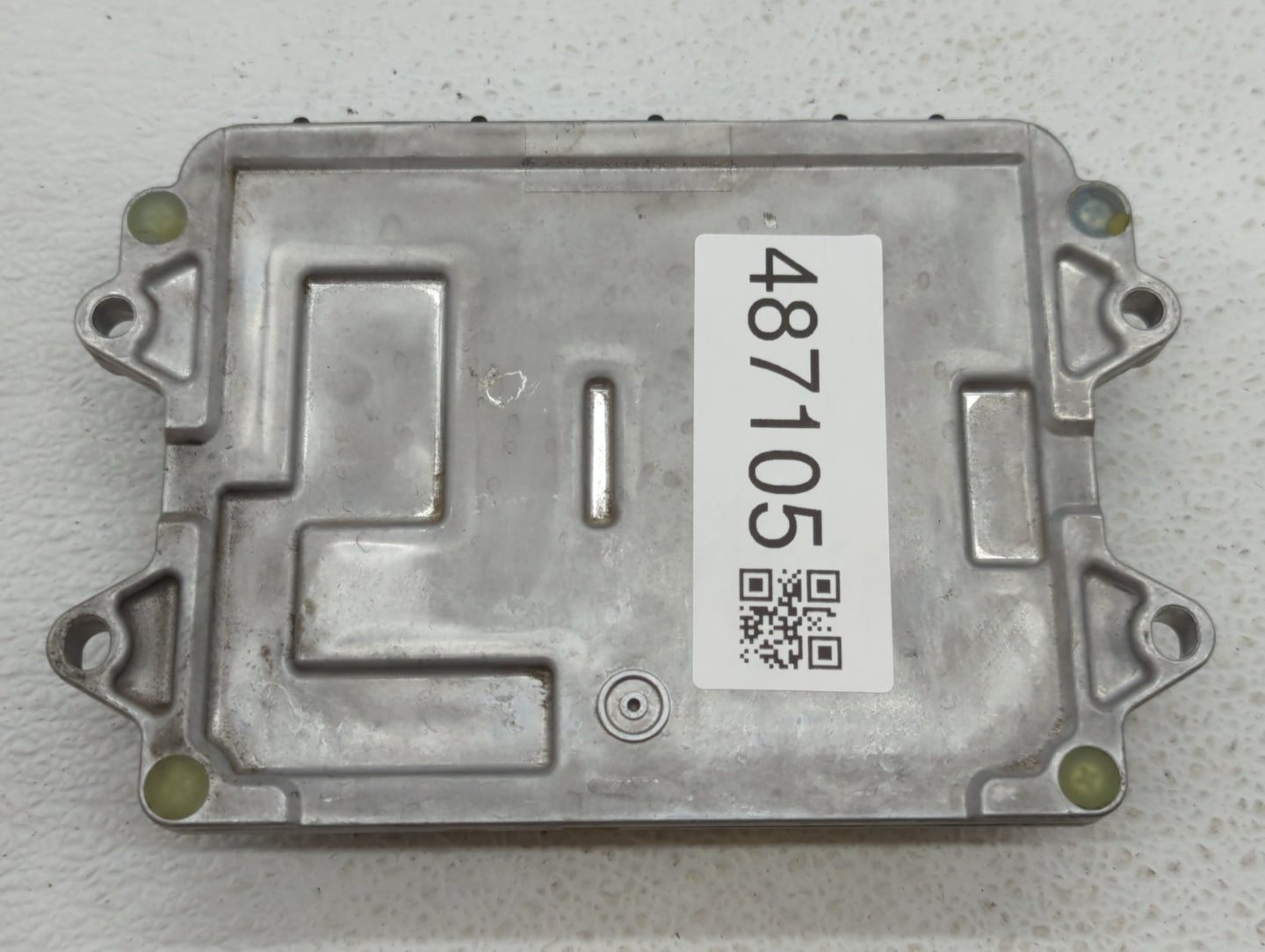 2017-2018 Mazda 3 PCM Engine Control Computer ECU ECM PCU OEM P/N:PSAE 18 881 PY9W 18 881A, PY9W 18 881 Fits Fits 2016 2017 
