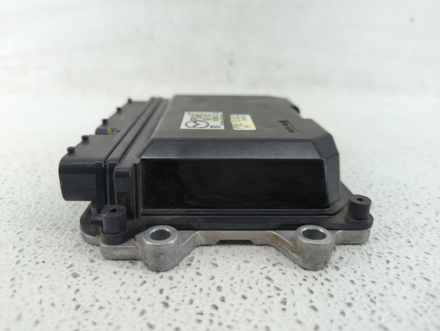 2017-2018 Mazda 3 PCM Engine Control Computer ECU ECM PCU OEM P/N:PSAE 18 881 PY9W 18 881A, PY9W 18 881 Fits Fits 2016 2017 