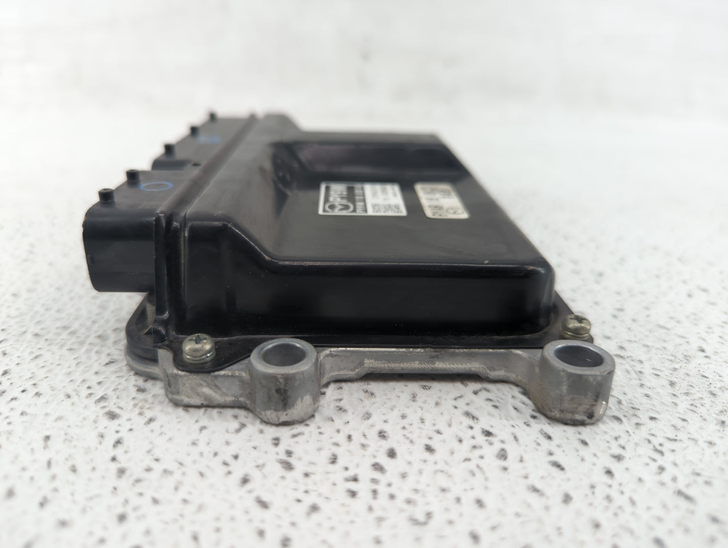 2017-2018 Mazda 3 PCM Engine Control Computer ECU ECM PCU OEM P/N:PSAE 18 881 PY9W 18 881A, PY9W 18 881 Fits Fits 2016 2017 