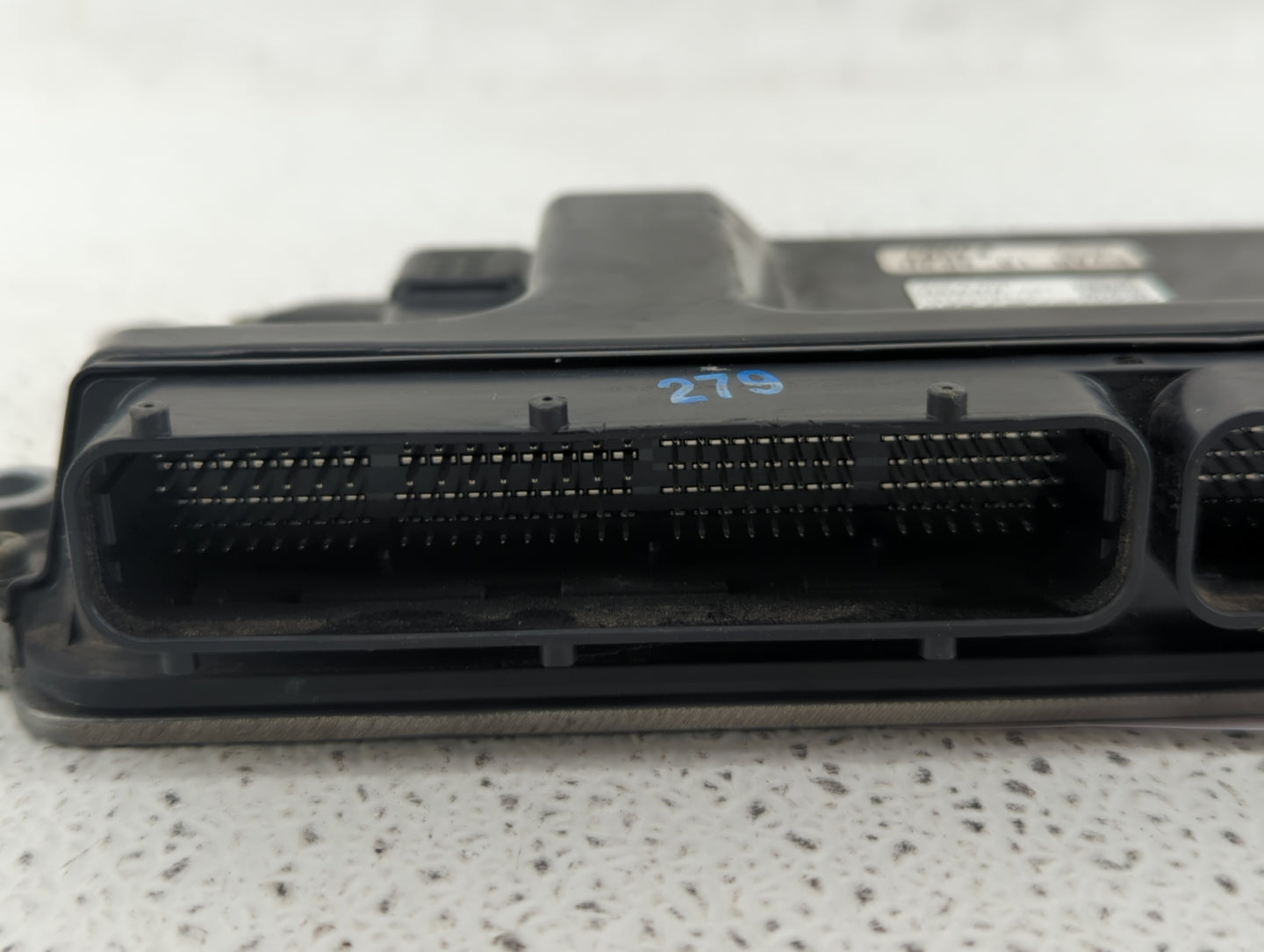 2017-2018 Mazda 3 PCM Engine Control Computer ECU ECM PCU OEM P/N:PSAE 18 881 PY9W 18 881A, PY9W 18 881 Fits Fits 2016 2017 
