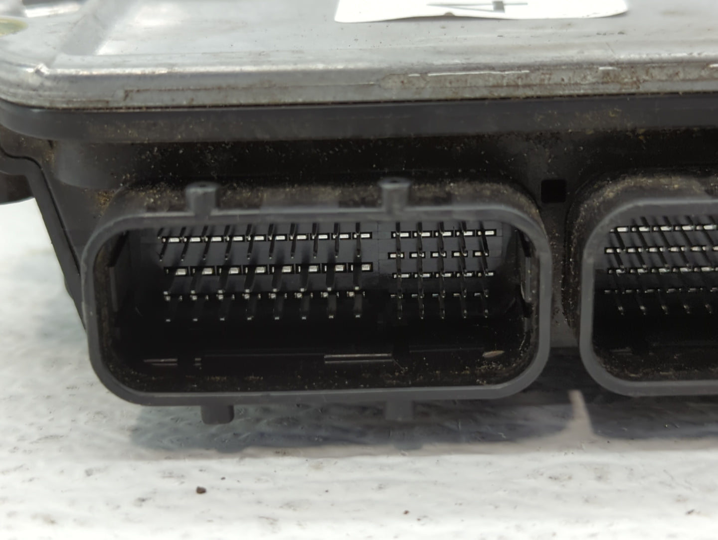 2017-2018 Mazda 3 PCM Engine Control Computer ECU ECM PCU OEM P/N:PY9W 18 881 PSAE 18 881, PY9W 18 881A Fits Fits 2016 2017 