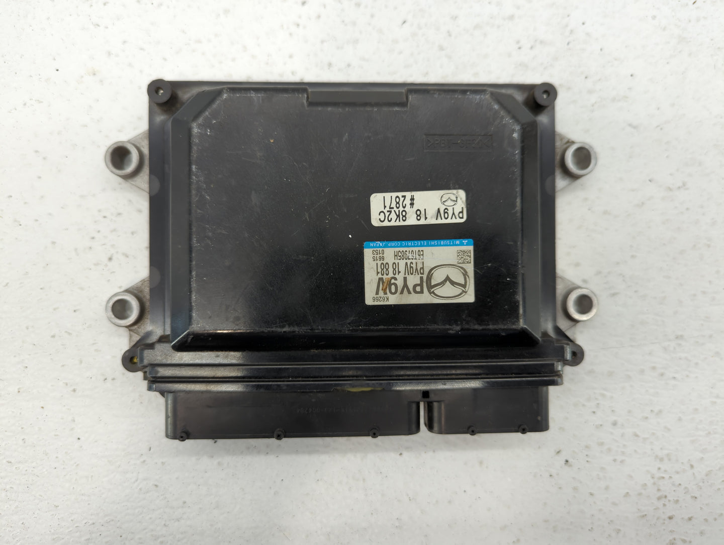 2017-2018 Mazda 3 PCM Engine Control Computer ECU ECM PCU OEM P/N:PY9W 18 881 PSAE 18 881, PY9W 18 881A Fits Fits 2016 2017 