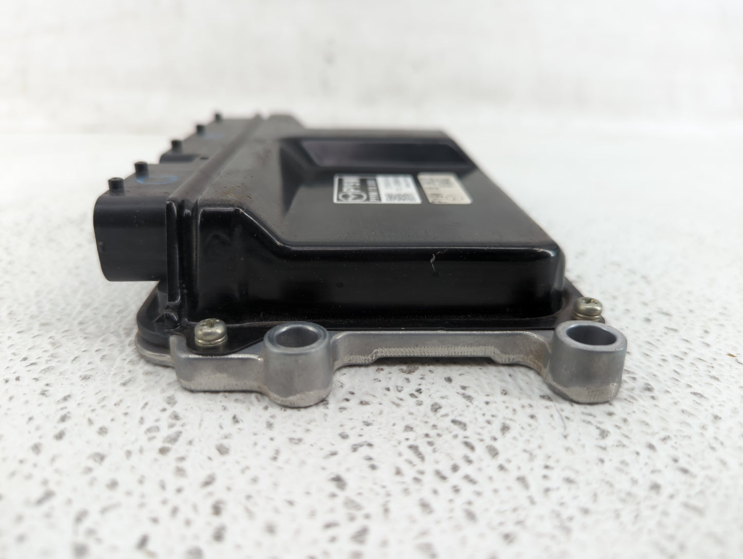 2017-2018 Mazda 3 PCM Engine Control Computer ECU ECM PCU OEM P/N:PY9W 18 881 PY9V 18 881, PSAE 18 881 Fits Fits 2016 2017 2