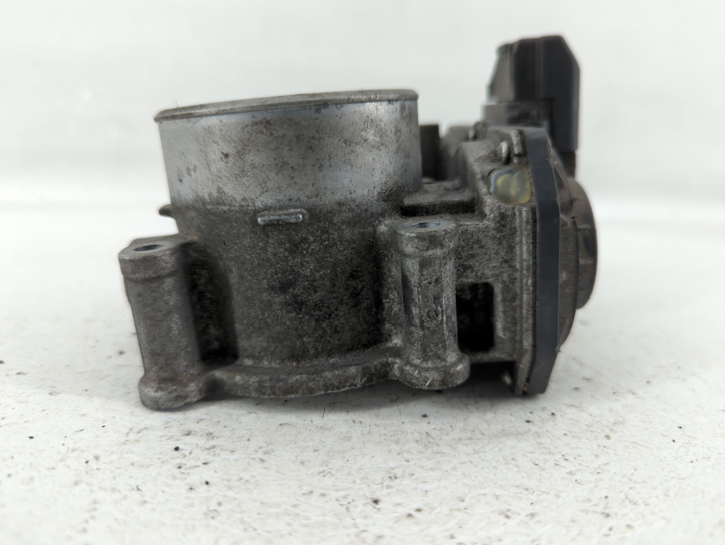 2014-2018 Mazda 3 Throttle Body P/N:152001U24 Fits Fits 2014 2015 2016 2017 2018 OEM Used Auto Parts - Oemusedautoparts1.com