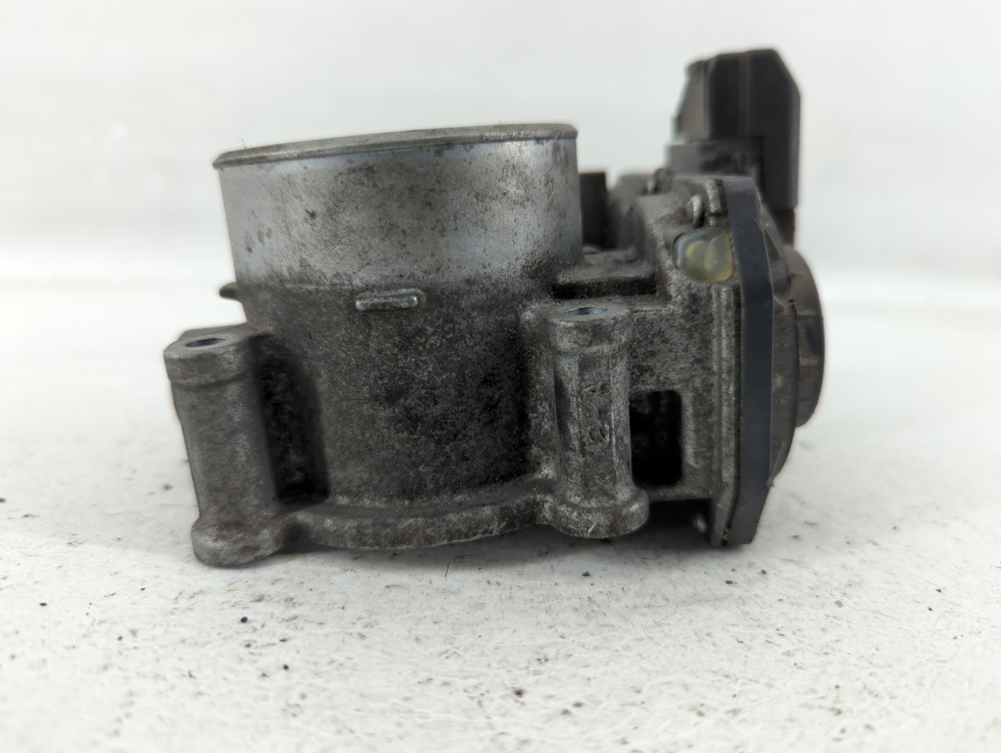 2014-2018 Mazda 3 Throttle Body P/N:152001U24 Fits Fits 2014 2015 2016 2017 2018 OEM Used Auto Parts - Oemusedautoparts1.com