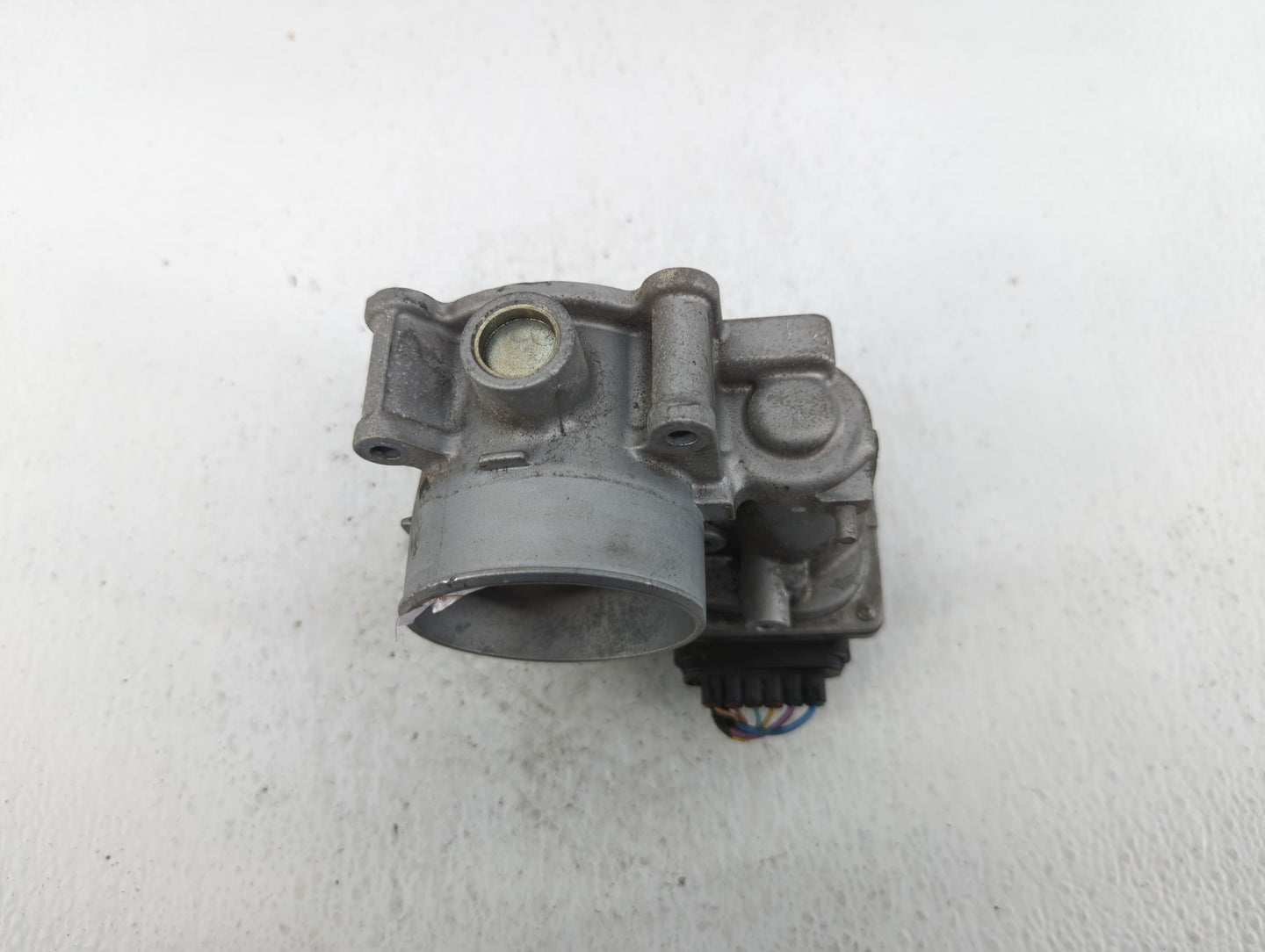 2014-2018 Mazda 3 Throttle Body P/N:PY01 13 640 A Fits Fits 2014 2015 2016 2017 2018 OEM Used Auto Parts - Oemusedautoparts1