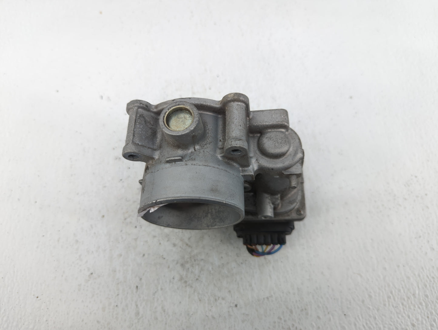 2014-2018 Mazda 3 Throttle Body P/N:PY01 13 640 A Fits Fits 2014 2015 2016 2017 2018 OEM Used Auto Parts - Oemusedautoparts1
