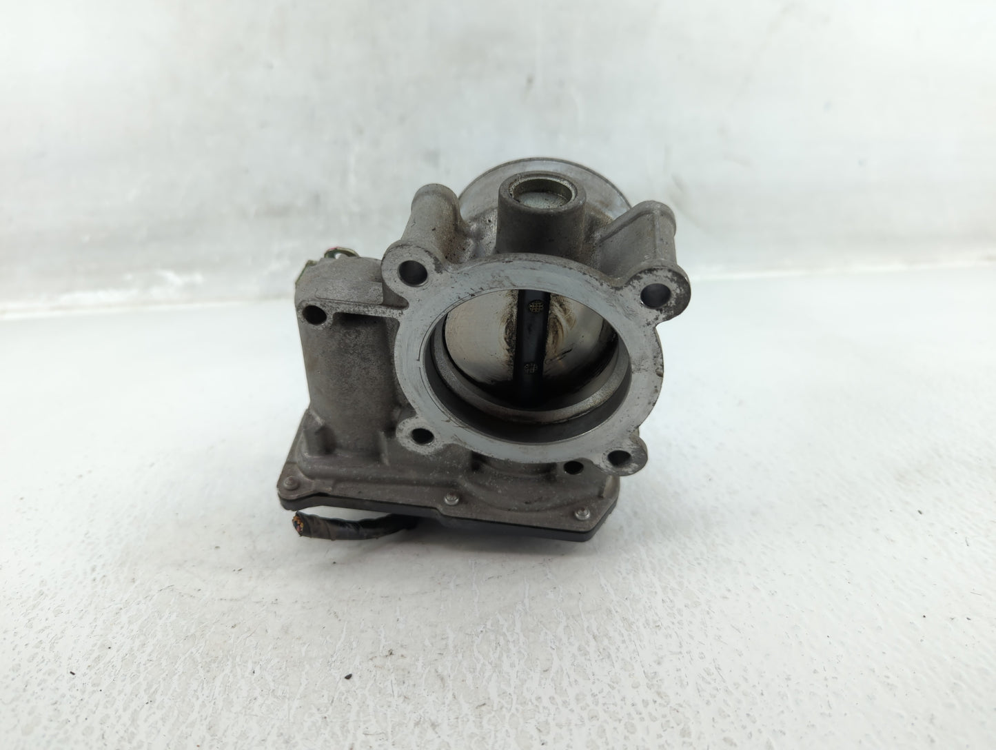 2012-2018 Mazda 3 Throttle Body P/N:1931 00175 1672 C2283 Fits Fits 2012 2013 2014 2015 2016 2017 2018 OEM Used Auto Parts -