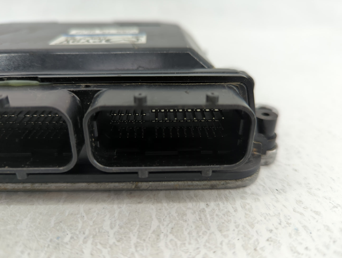 2017-2018 Mazda 3 PCM Engine Control Computer ECU ECM PCU OEM P/N:PYKB 18 8K2B PY9V 18 881 Fits Fits 2016 2017 2018 OEM Used