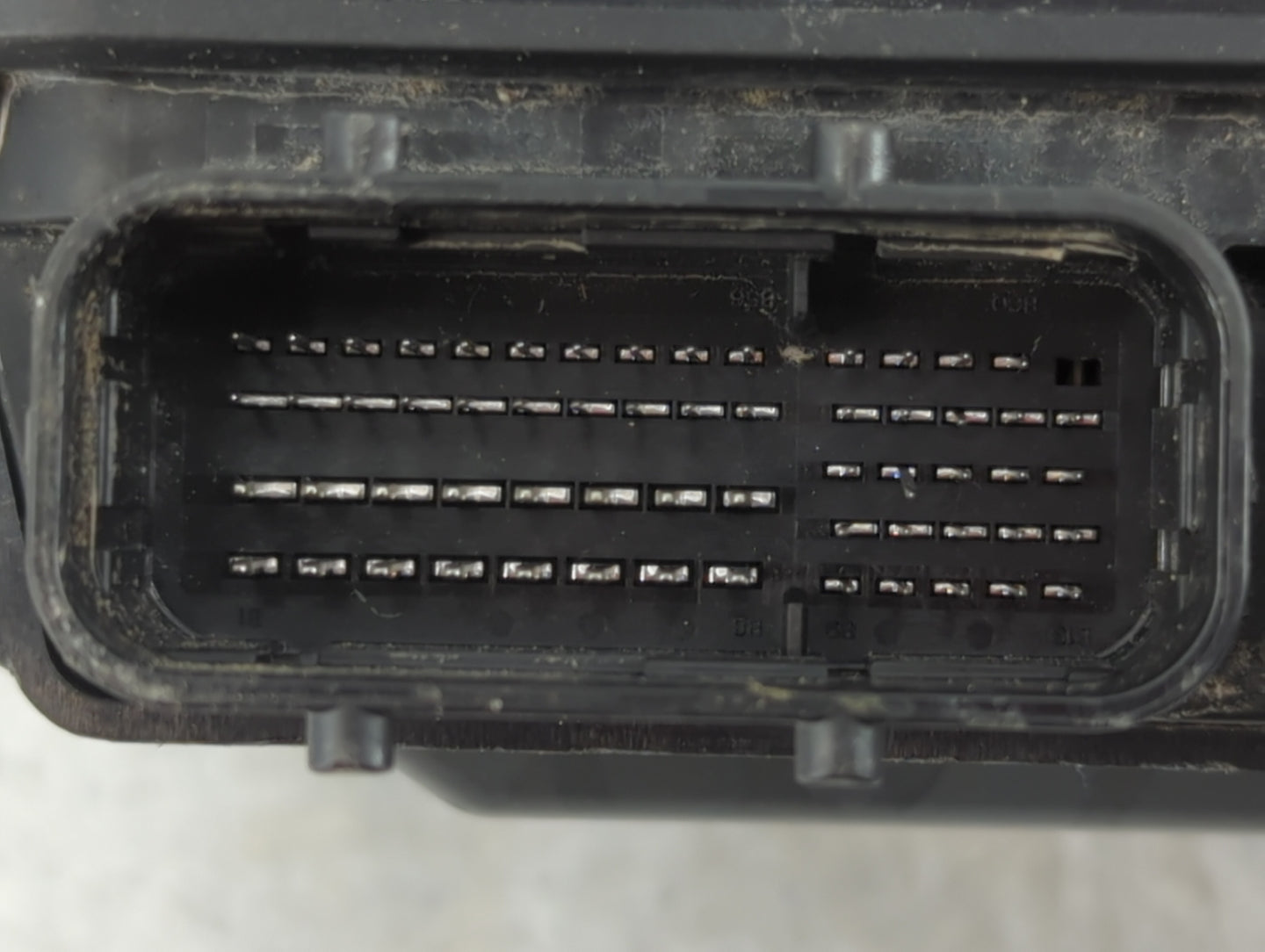 2017-2018 Mazda 3 PCM Engine Control Computer ECU ECM PCU OEM P/N:PY9V 18 881 Fits Fits 2016 2017 2018 OEM Used Auto Parts -