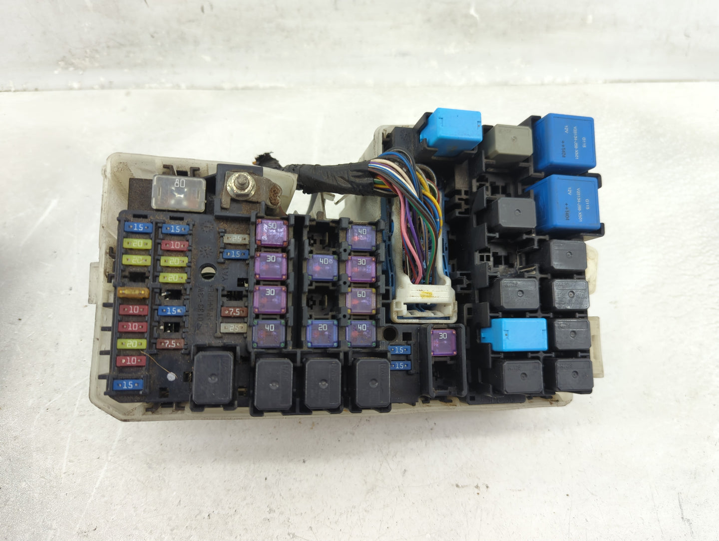 2012-2017 Mazda 5 Fusebox Fuse Box Panel Relay Module P/N:C597-6676Y Fits Fits 2012 2013 2014 2015 2016 2017 OEM Used Auto P