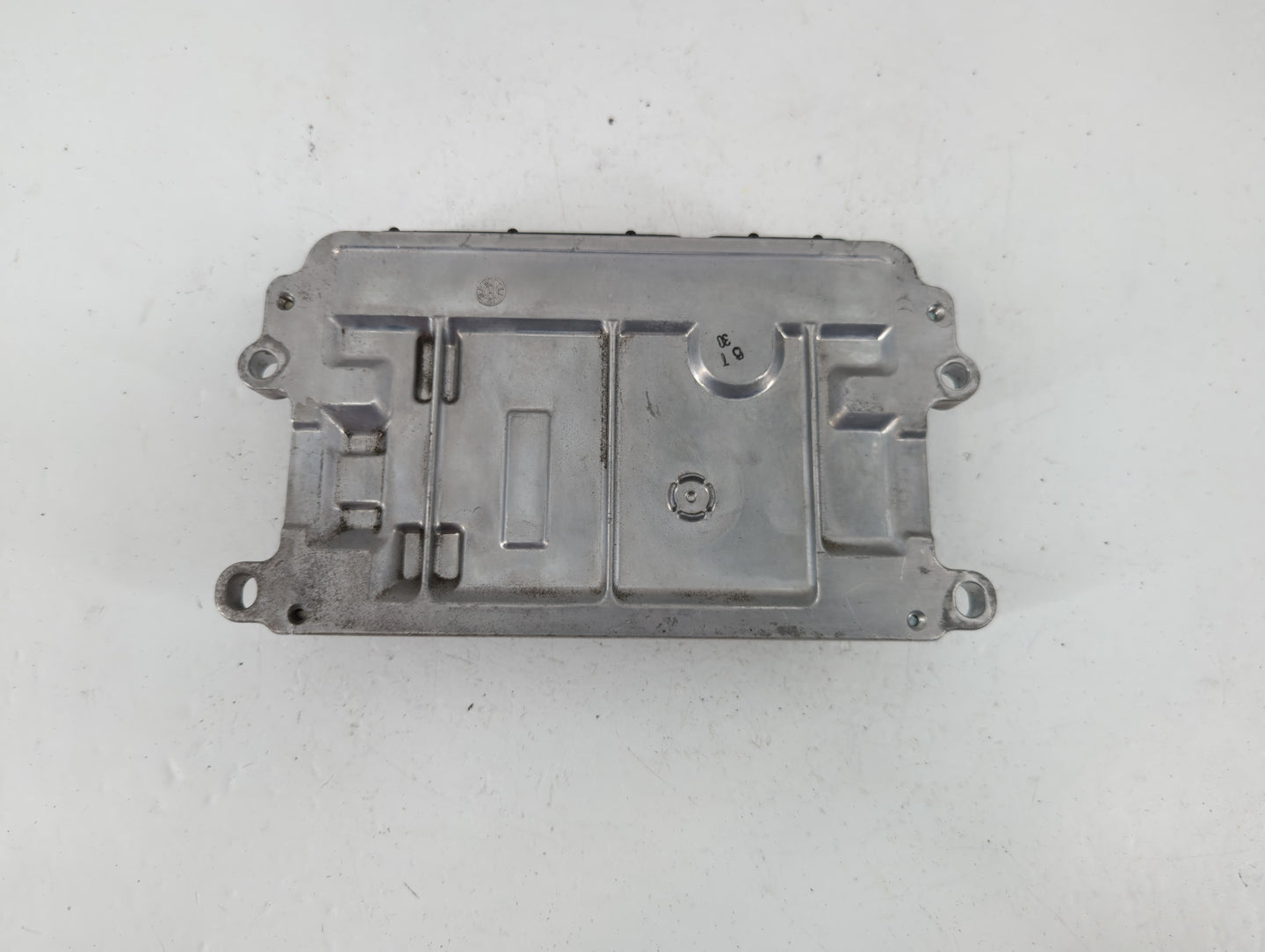 2016-2017 Mazda 6 PCM Engine Control Computer ECU ECM PCU OEM P/N:PY9W 18 881A Fits Fits 2016 2017 2018 OEM Used Auto Parts 