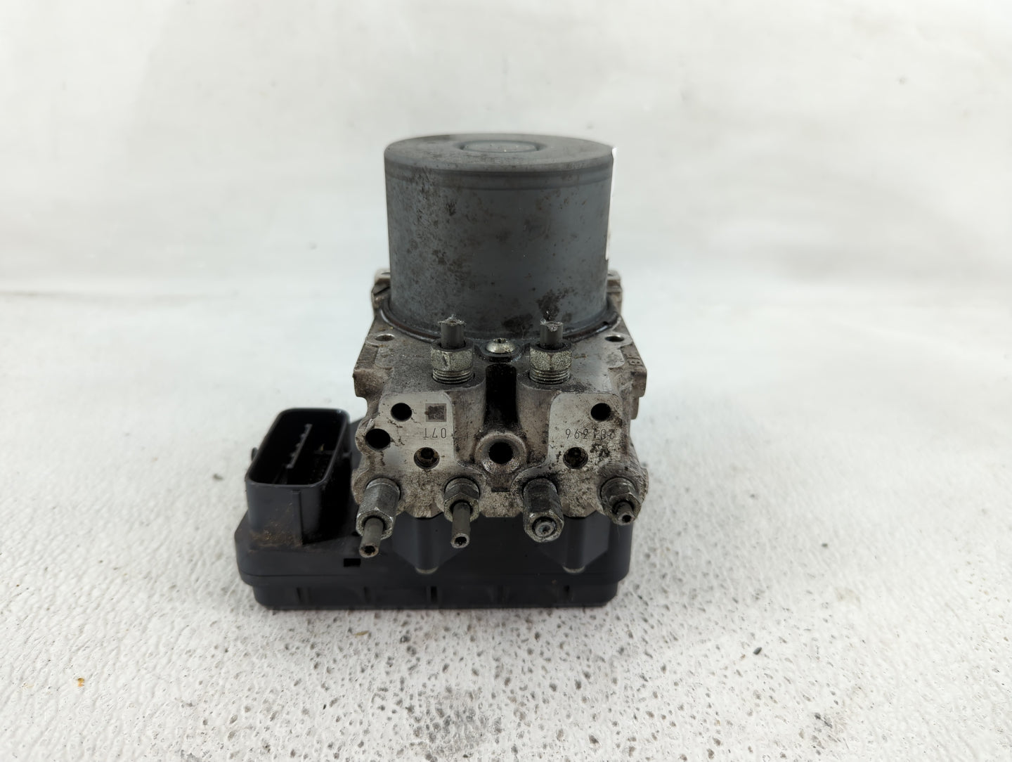 2017 Mazda 6 ABS Pump Control Module Replacement P/N:133000 9480 437A0 K0089 Fits OEM Used Auto Parts - Oemusedautoparts1.co