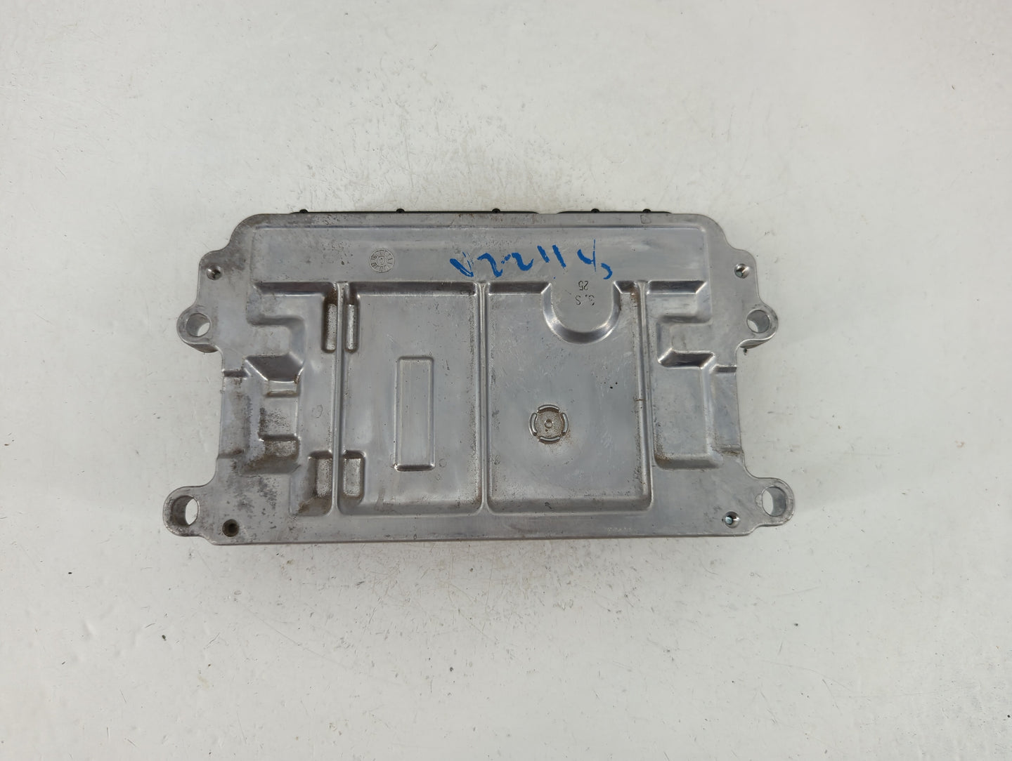 2016-2017 Mazda 6 PCM Engine Control Computer ECU ECM PCU OEM P/N:PY9W 18 881A Fits Fits 2016 2017 2018 OEM Used Auto Parts 