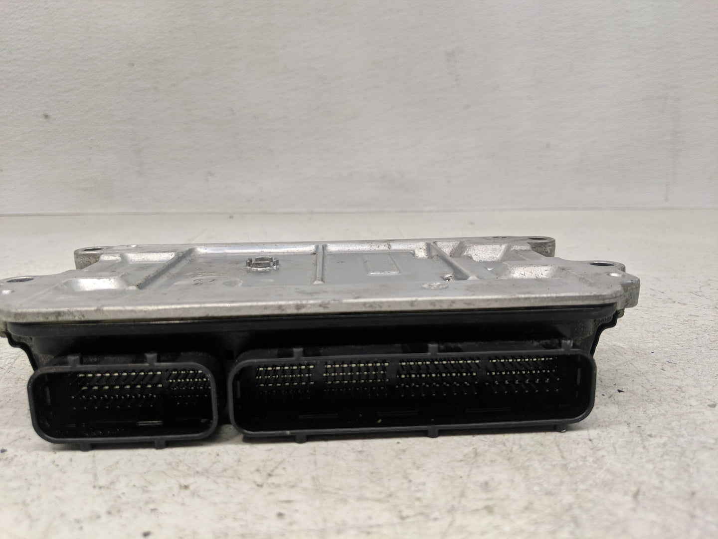 2016-2017 Mazda 6 PCM Engine Control Computer ECU ECM PCU OEM P/N:PYAA 18 881A Fits Fits 2016 2017 2018 OEM Used Auto Parts 