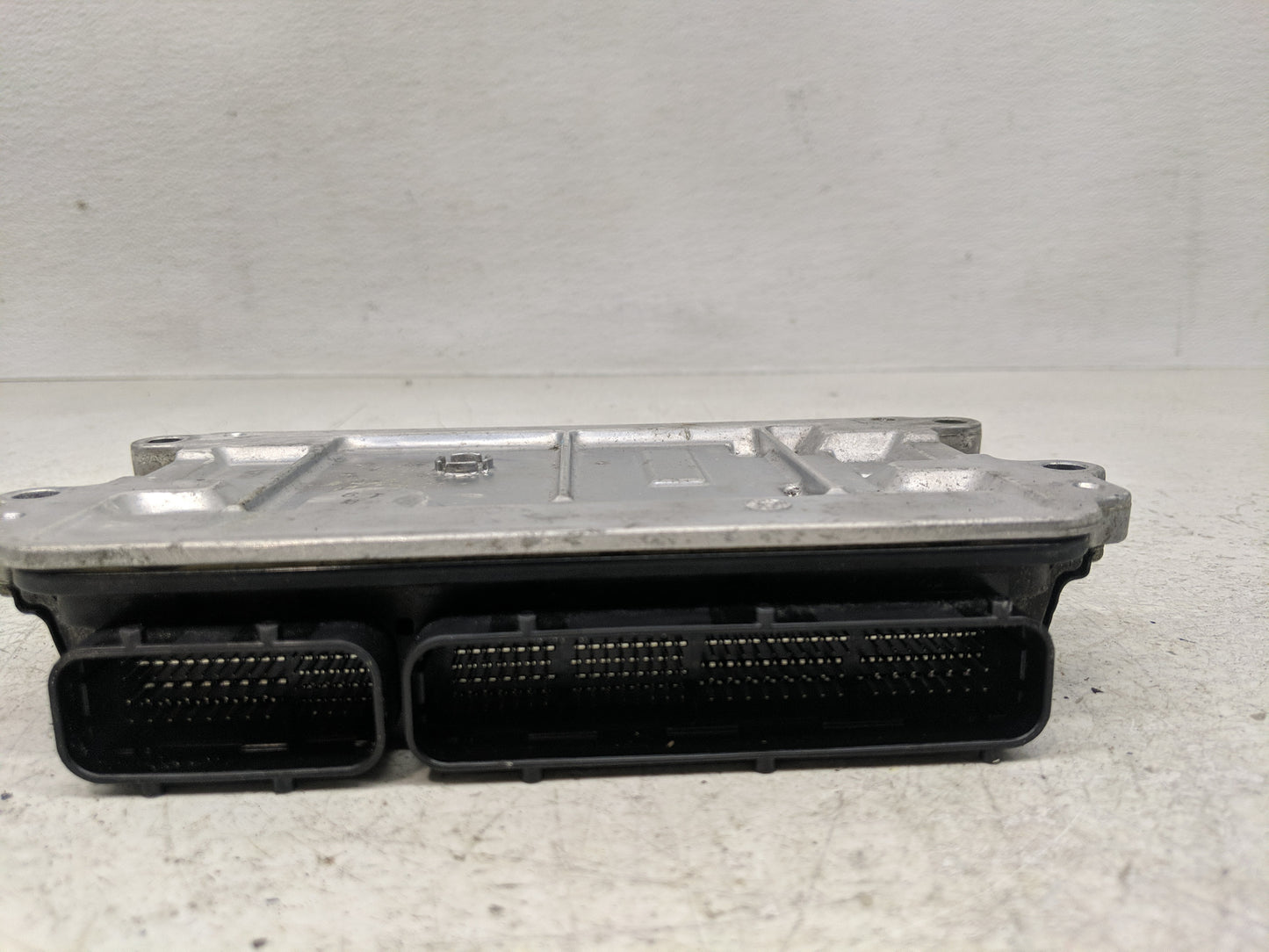 2016-2017 Mazda 6 PCM Engine Control Computer ECU ECM PCU OEM P/N:PYAA 18 881A Fits Fits 2016 2017 2018 OEM Used Auto Parts 