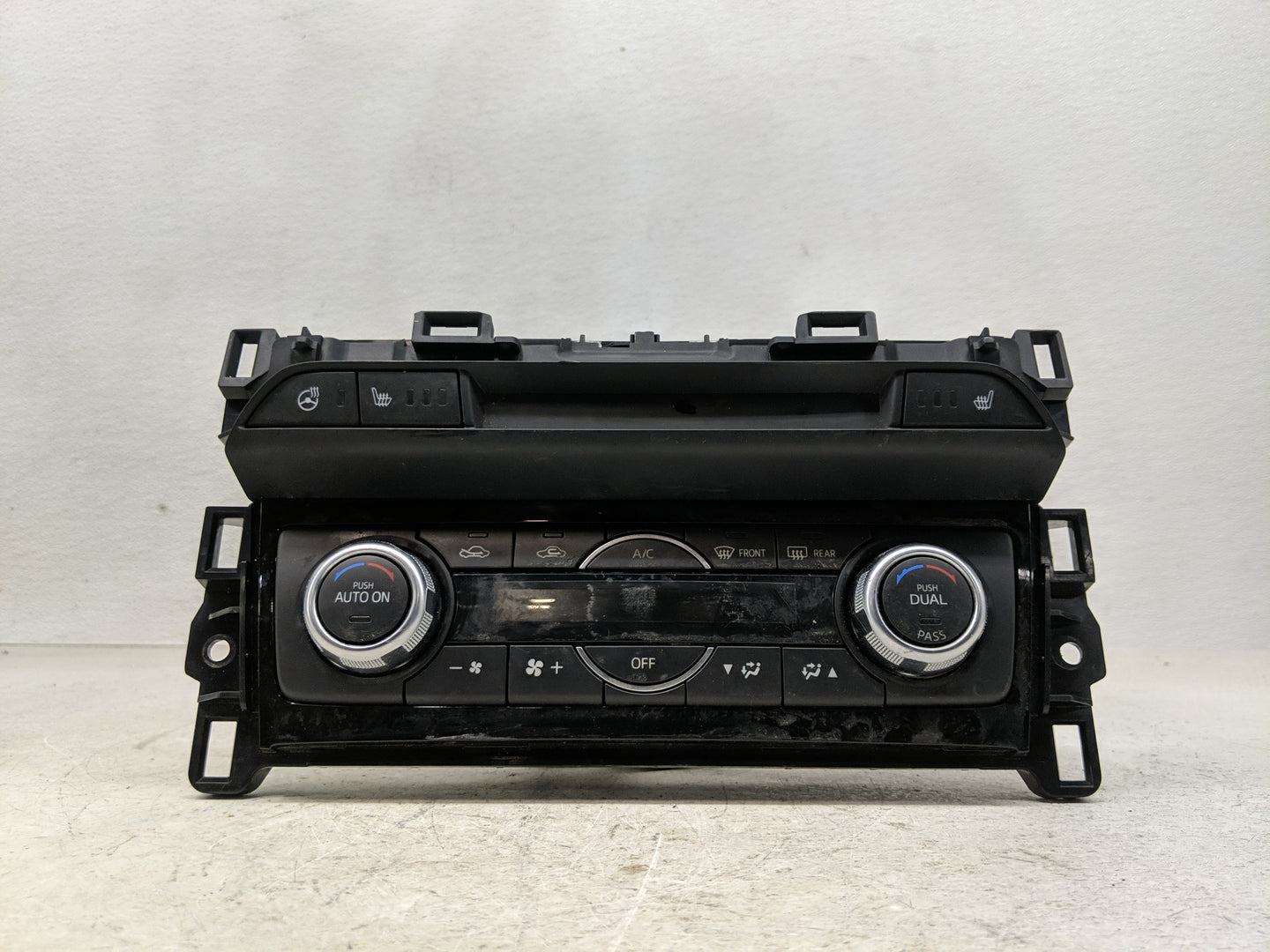 2017 Mazda 6 Climate Control Module Temperature AC/Heater Replacement P/N:VPGALH-18C612-JB GRV1 61 190 A Fits OEM Used Auto 