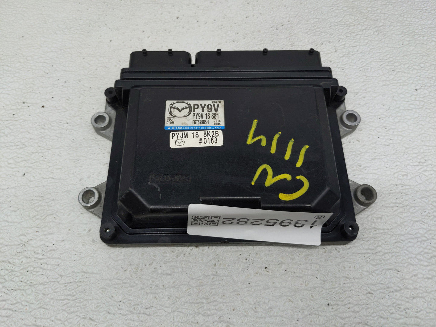 2016-2017 Mazda 6 PCM Engine Control Computer ECU ECM PCU OEM P/N:PY9V18881 Fits Fits 2016 2017 2018 OEM Used Auto Parts - O