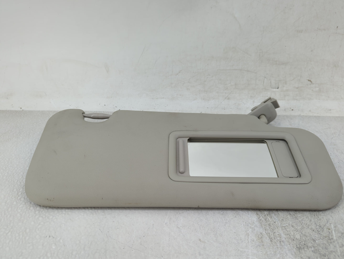 2014-2017 Mazda 6 Sun Visor Shade Replacement Passenger Right Mirror Fits Fits 2014 2015 2016 2017 OEM Used Auto Parts - Oem