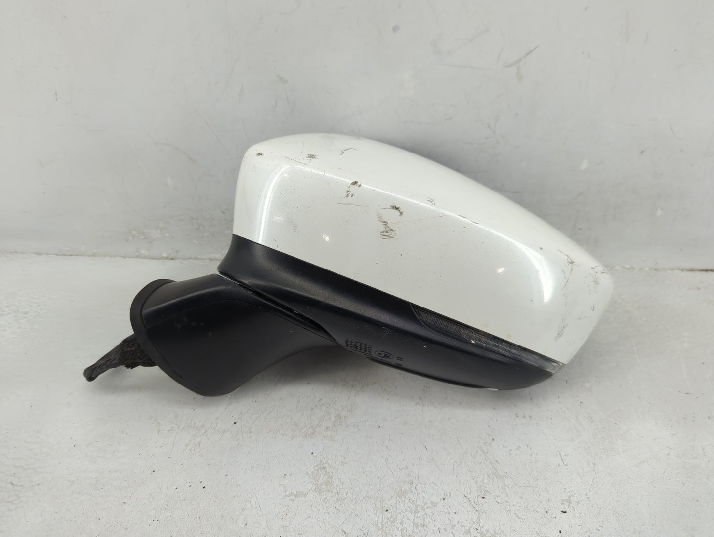 2017-2018 Mazda 6 Driver Side View Mirror - Left Door Mirror OEM Used - Oemusedautoparts1.com