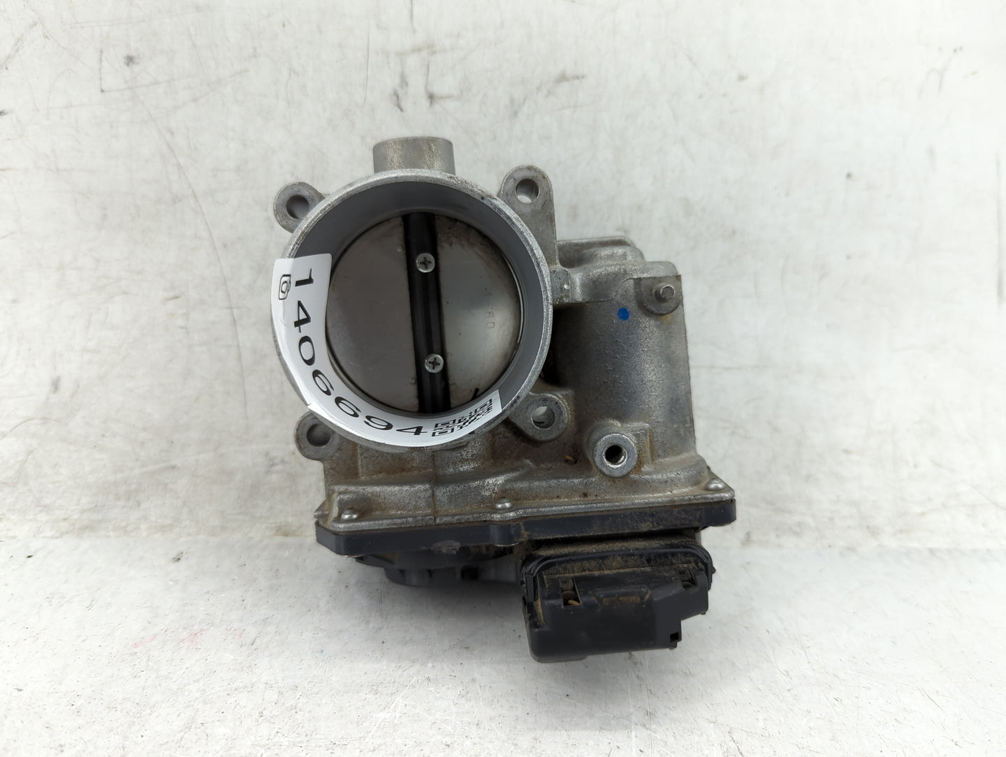 2014-2017 Mazda 6 Throttle Body P/N:PY0113640A Fits Fits 2014 2015 2016 2017 2018 OEM Used Auto Parts - Oemusedautoparts1.co