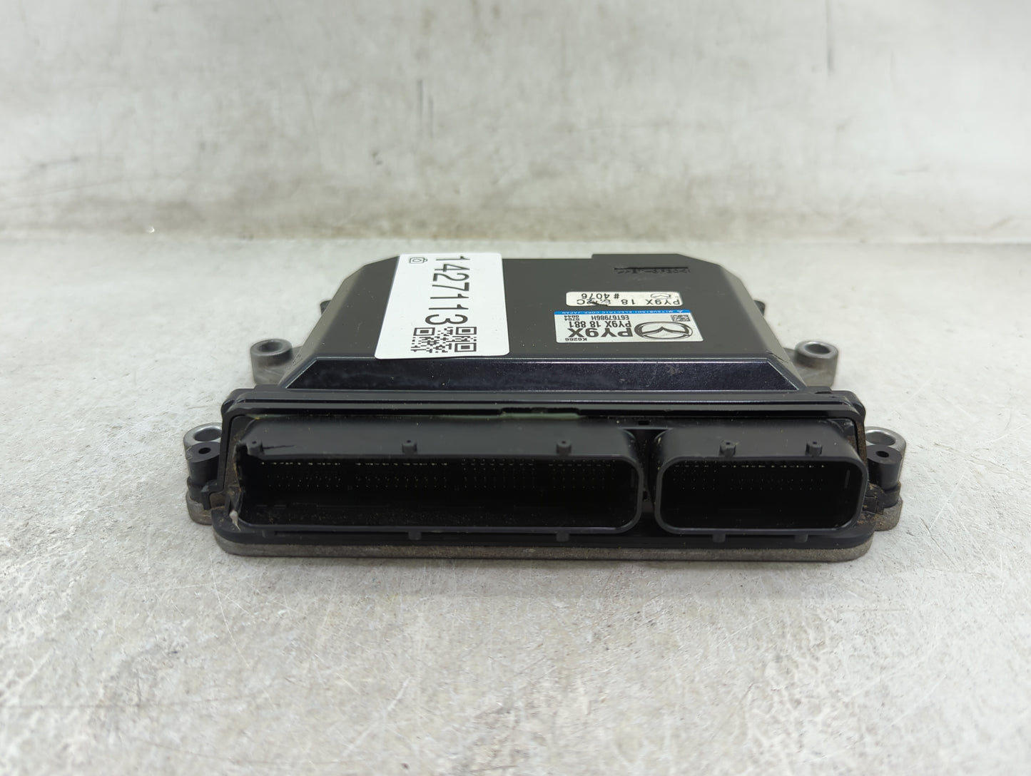 2016-2017 Mazda 6 PCM Engine Control Computer ECU ECM PCU OEM P/N:PY9X 18 881 PY9V 18 881 Fits Fits 2016 2017 2018 OEM Used 