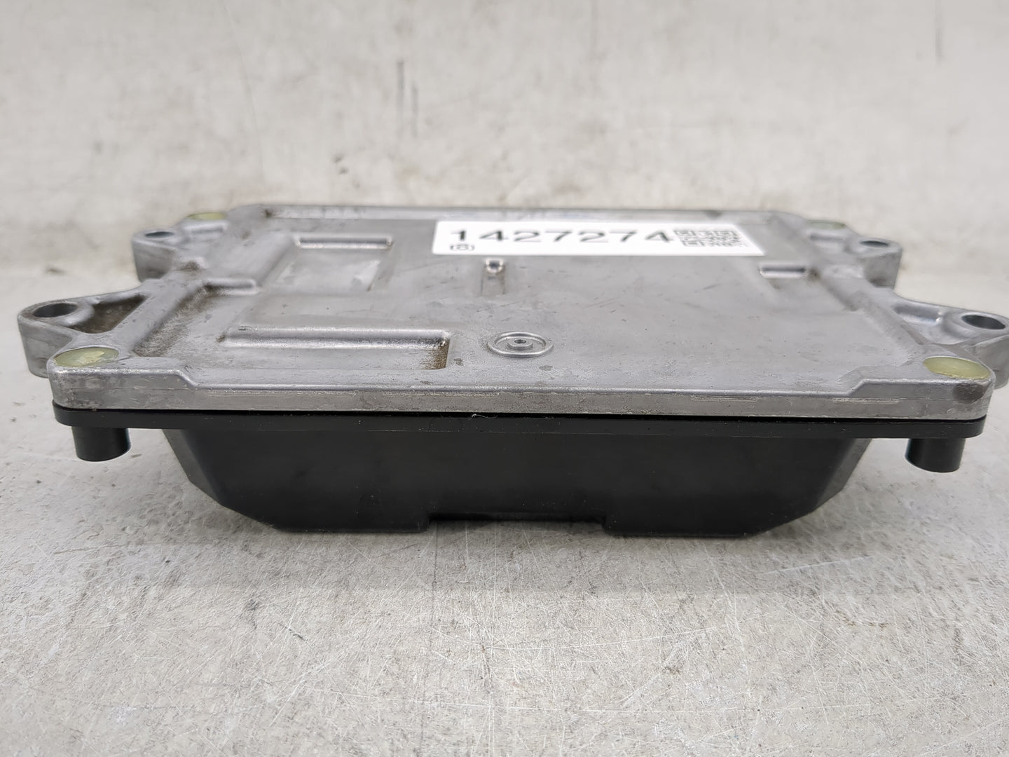 2016-2017 Mazda 6 PCM Engine Control Computer ECU ECM PCU OEM P/N:PY9V 18 881 Fits Fits 2016 2017 2018 OEM Used Auto Parts -