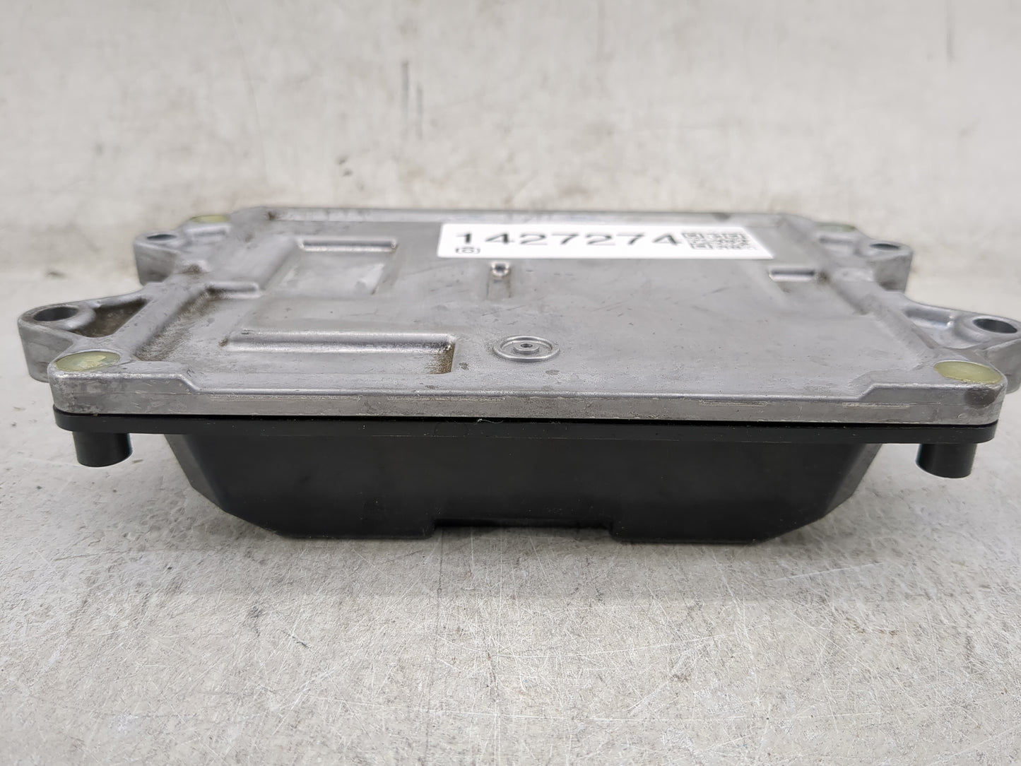2016-2017 Mazda 6 PCM Engine Control Computer ECU ECM PCU OEM P/N:PY9V 18 881 Fits Fits 2016 2017 2018 OEM Used Auto Parts -