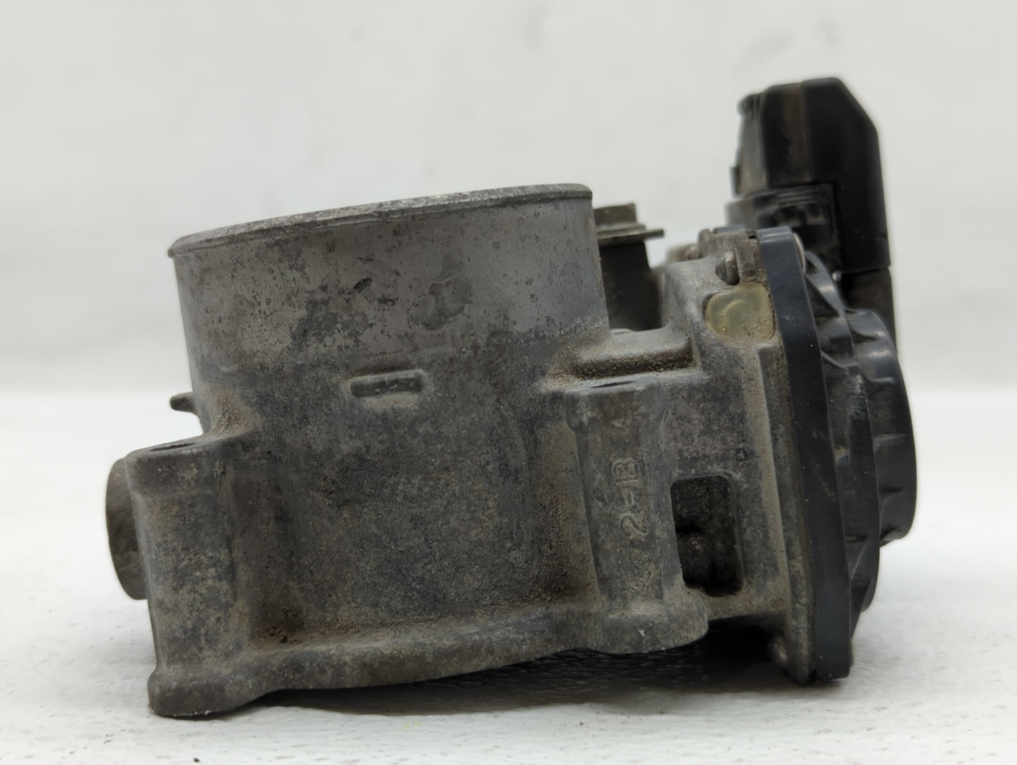 2014-2017 Mazda 6 Throttle Body P/N:PY01 13 640 A Fits Fits 2014 2015 2016 2017 2018 OEM Used Auto Parts - Oemusedautoparts1