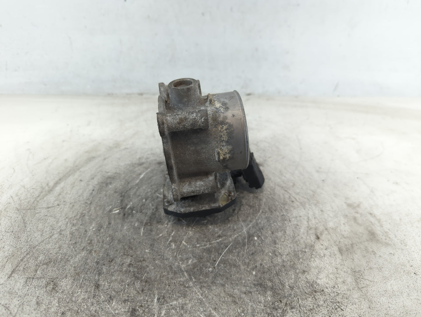 2014-2017 Mazda 6 Throttle Body P/N:PY01 13 640 Fits Fits 2014 2015 2016 2017 2018 OEM Used Auto Parts - Oemusedautoparts1.c