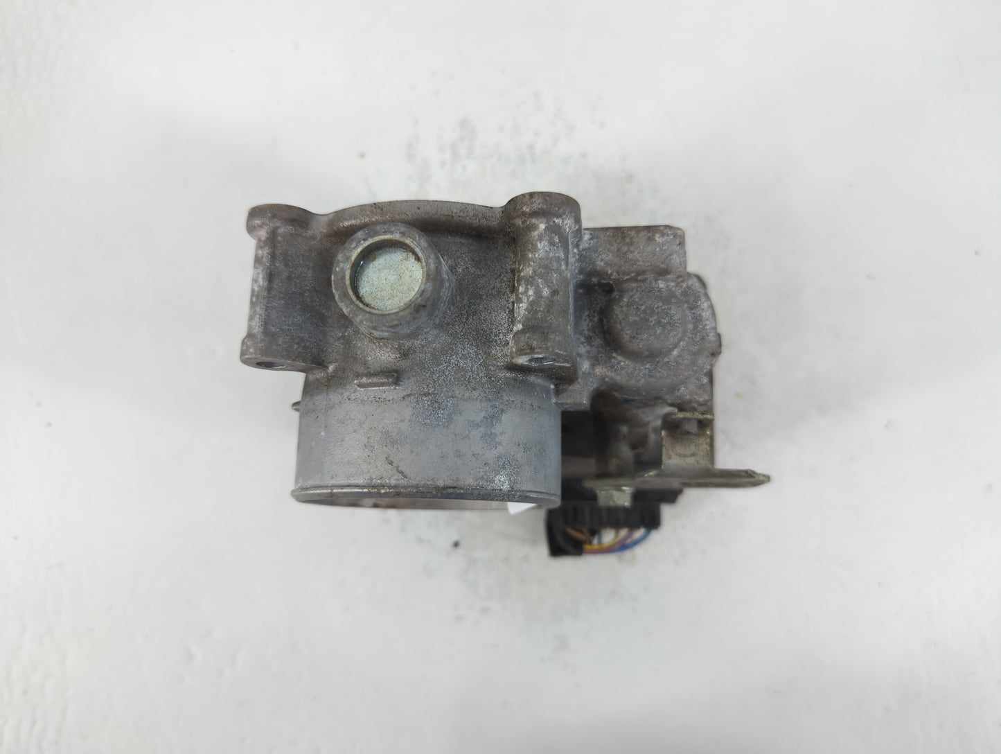 2014-2017 Mazda 6 Throttle Body P/N:K4238 13 640 A Fits Fits 2014 2015 2016 2017 2018 OEM Used Auto Parts - Oemusedautoparts