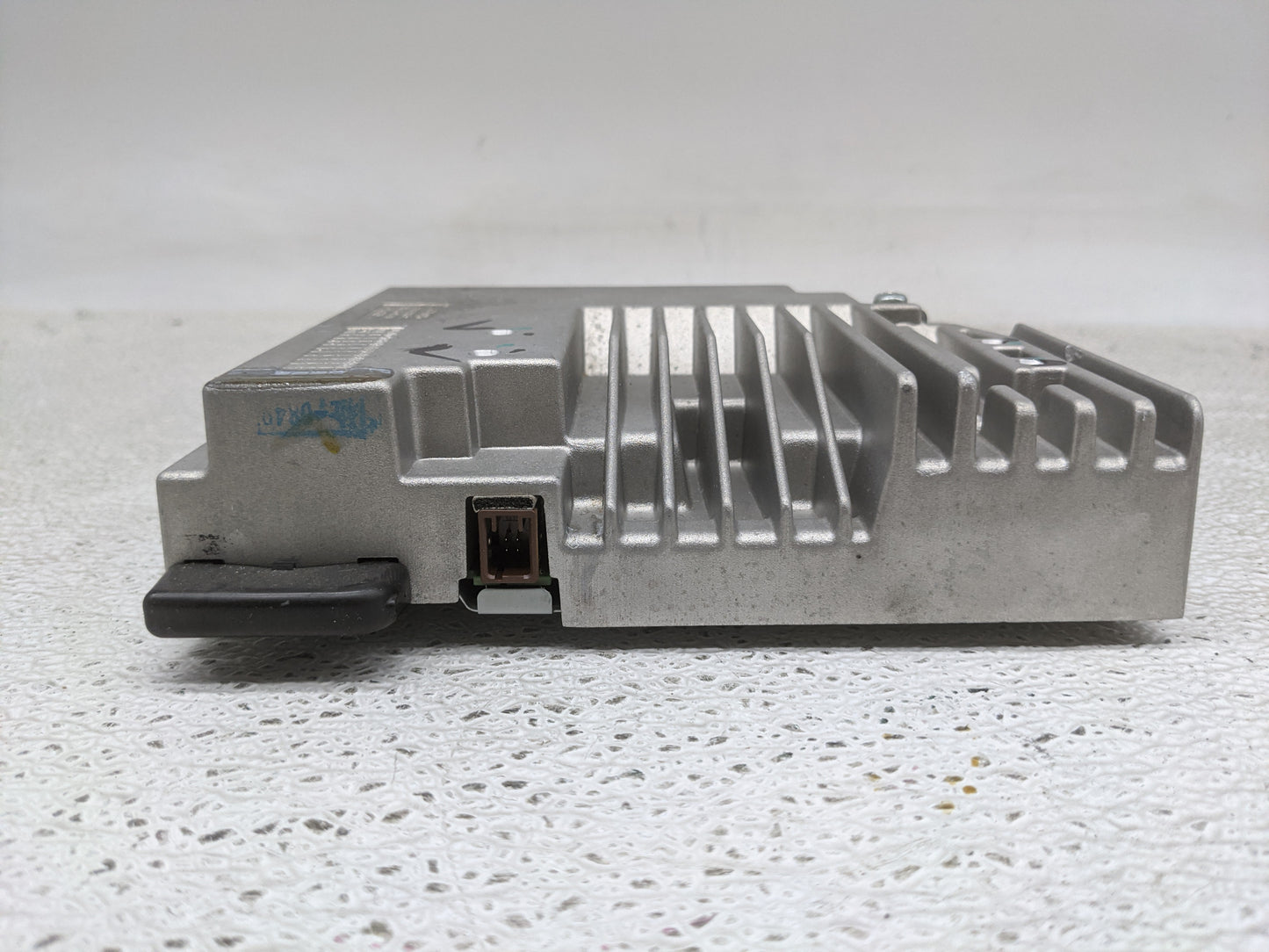 2017-2018 Mazda Cx-5 Radio AM FM Cd Player Receiver Replacement P/N:KB7W669C0C Fits Fits 2017 2018 OEM Used Auto Parts - Oem