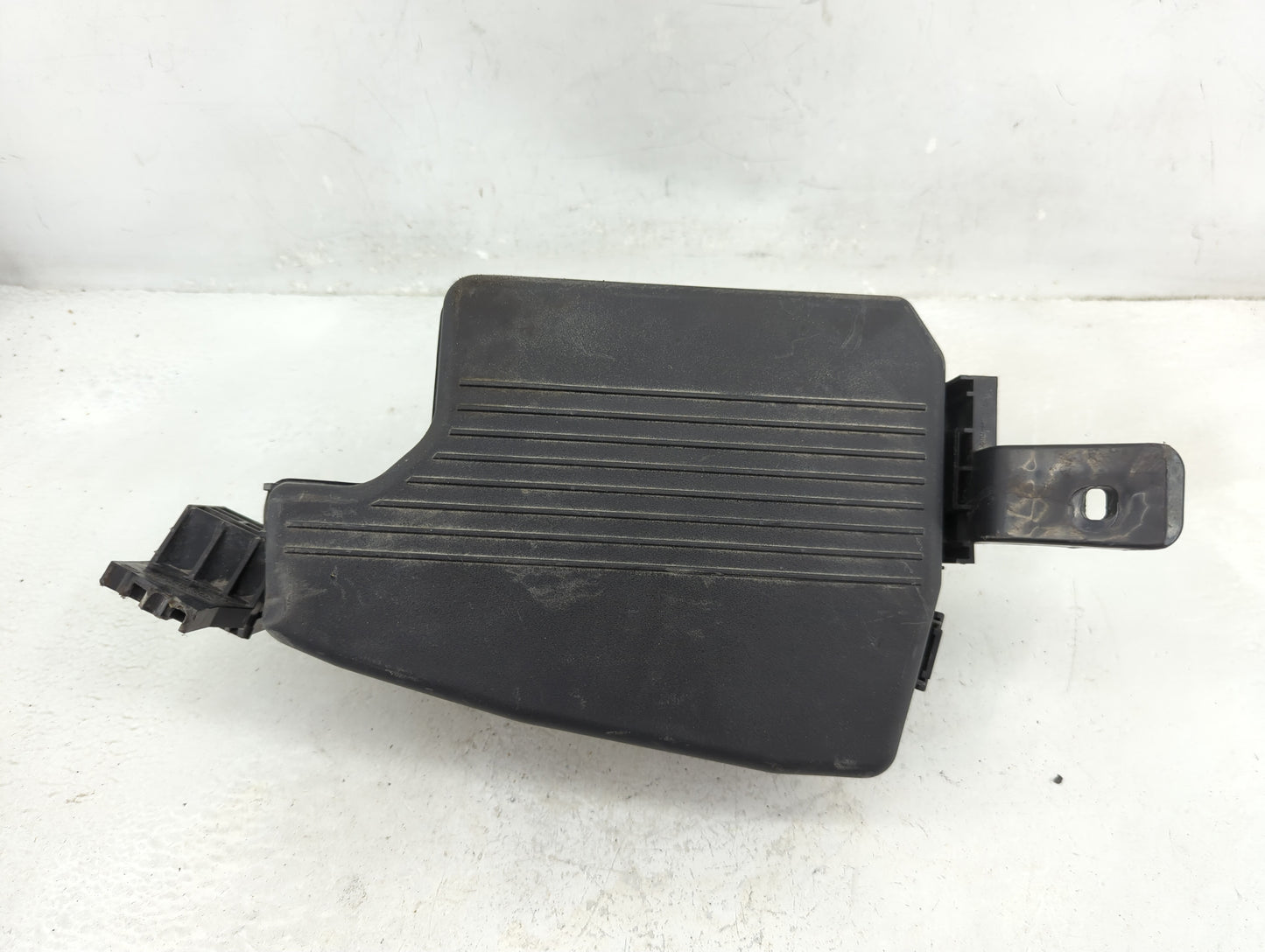 2013-2022 Mazda Cx-5 Fusebox Fuse Box Panel Relay Module P/N:K123-6676Y Fits OEM Used Auto Parts - Oemusedautoparts1.com