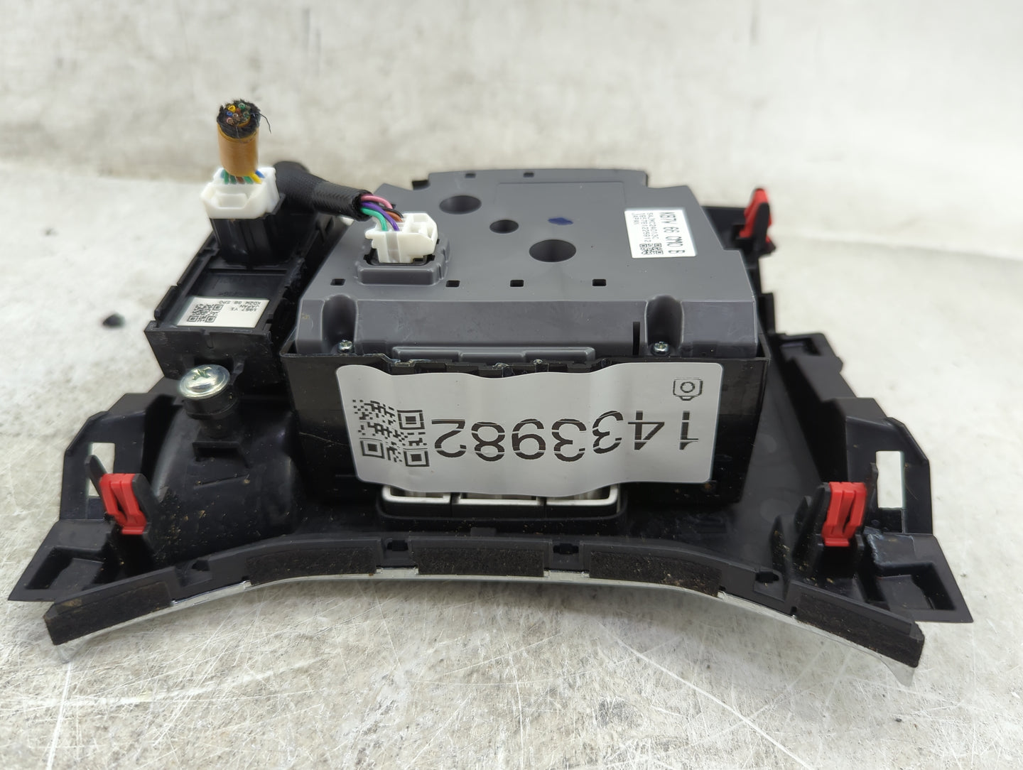 2017-2018 Mazda Cx-5 Radio Control Panel Black - Oemusedautoparts1.com
