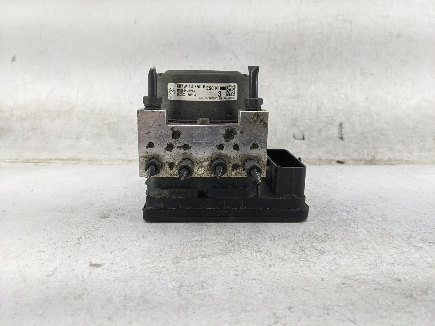 2017 Mazda Cx-5 ABS Pump Control Module Replacement P/N:KB7W437A0B K1Y3-43-7A0B Fits OEM Used Auto Parts - Oemusedautoparts1