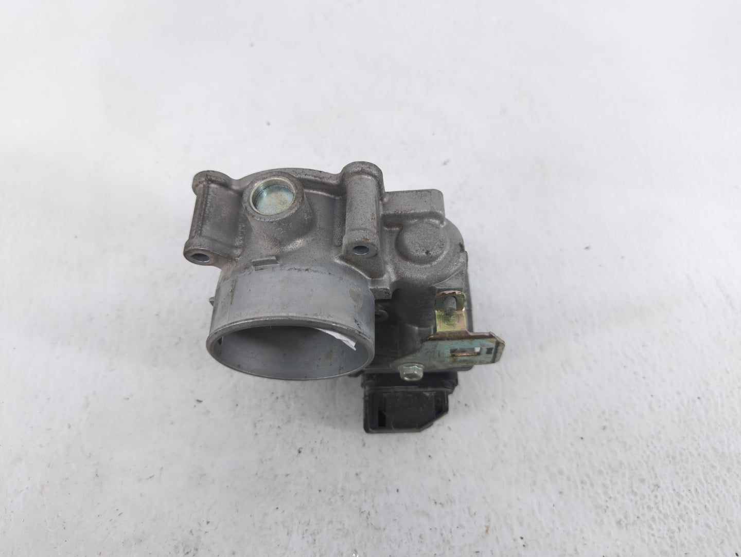 2014 Mazda Cx-5 Throttle Body P/N:13 640 A K4238 13 640 A, 12681472AA, PY01 13 640 A Fits OEM Used Auto Parts - Oemusedautop