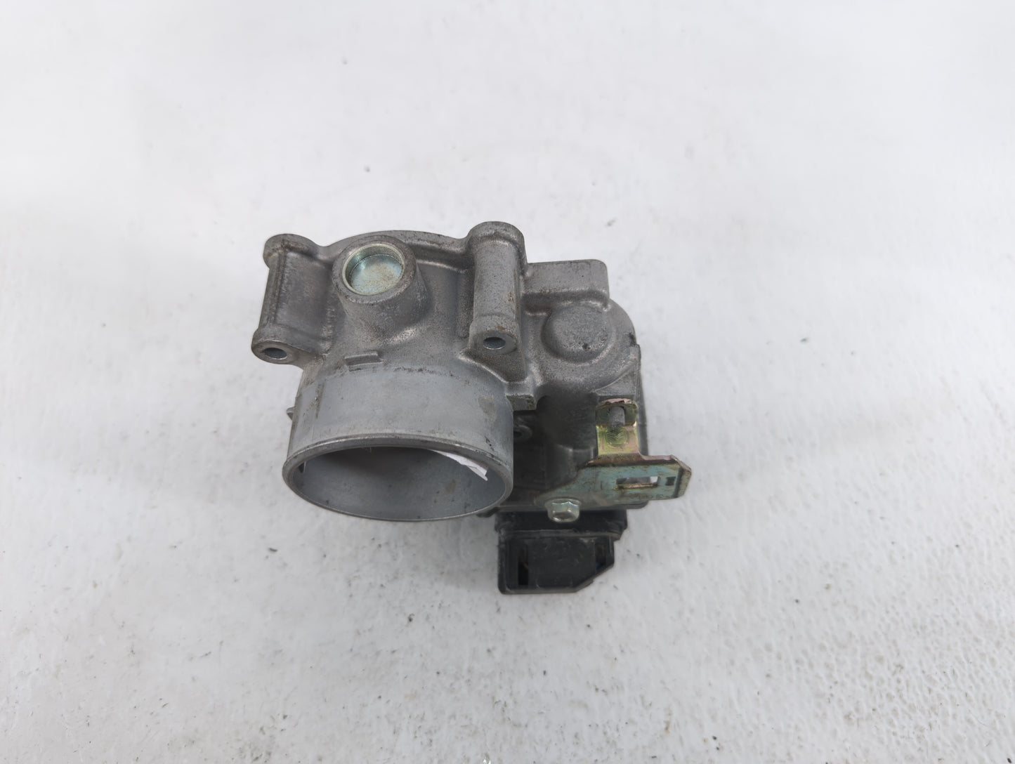 2014 Mazda Cx-5 Throttle Body P/N:13 640 A K4238 13 640 A, 12681472AA, PY01 13 640 A Fits OEM Used Auto Parts - Oemusedautop