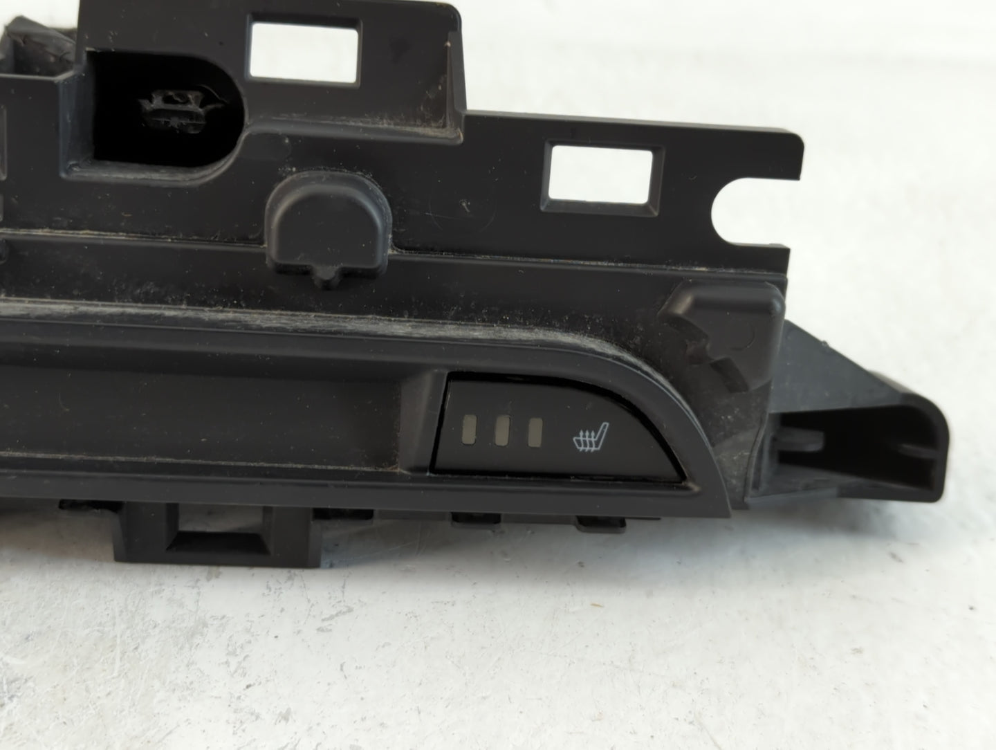 2017-2018 Mazda Cx-5 Climate Control Module Temperature AC/Heater Replacement P/N:K123 55 026 Fits Fits 2017 2018 OEM Used A