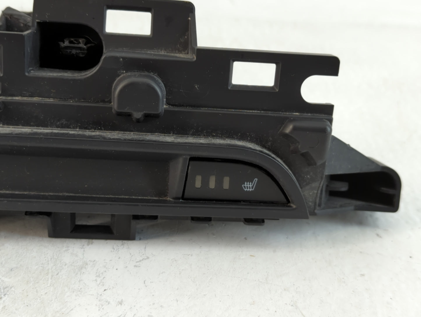 2017-2018 Mazda Cx-5 Climate Control Module Temperature AC/Heater Replacement P/N:K123 55 026 Fits Fits 2017 2018 OEM Used A