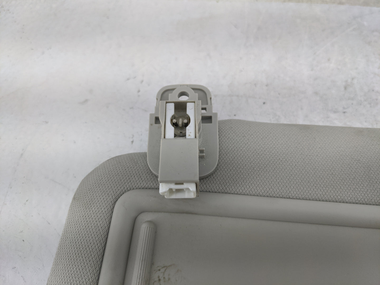 2017 Mazda Cx5 Sun Visor Shade Replacement Driver Left Mirror Fits Fits 2018 2019 2020 OEM Used Auto Parts - Oemusedautopart