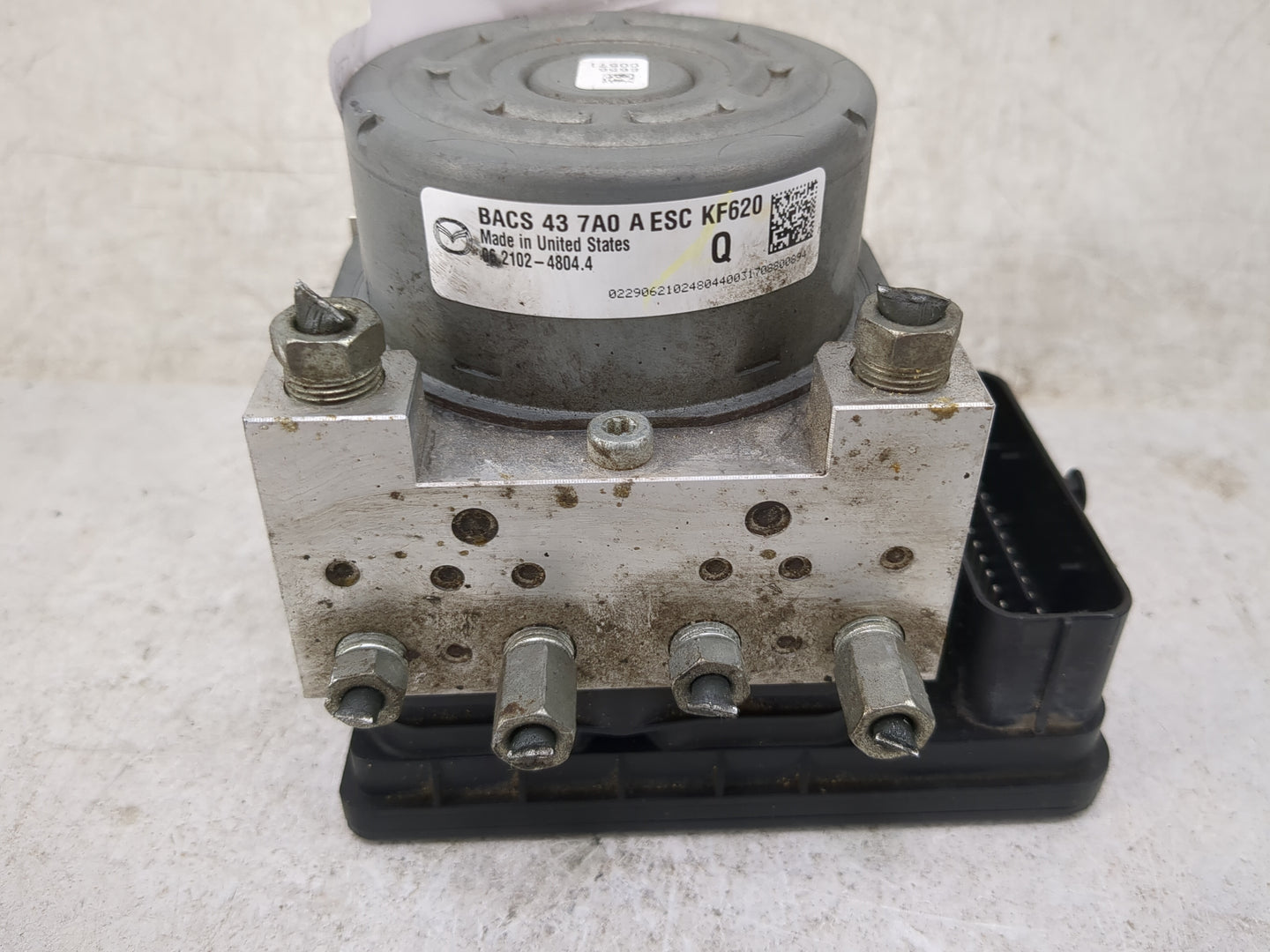 2017 Mazda Mazda3 ABS Pump Control Module Replacement P/N:BACS437A0AESCKF620 0622102-4804.4 Fits Fits 2018 OEM Used Auto Par