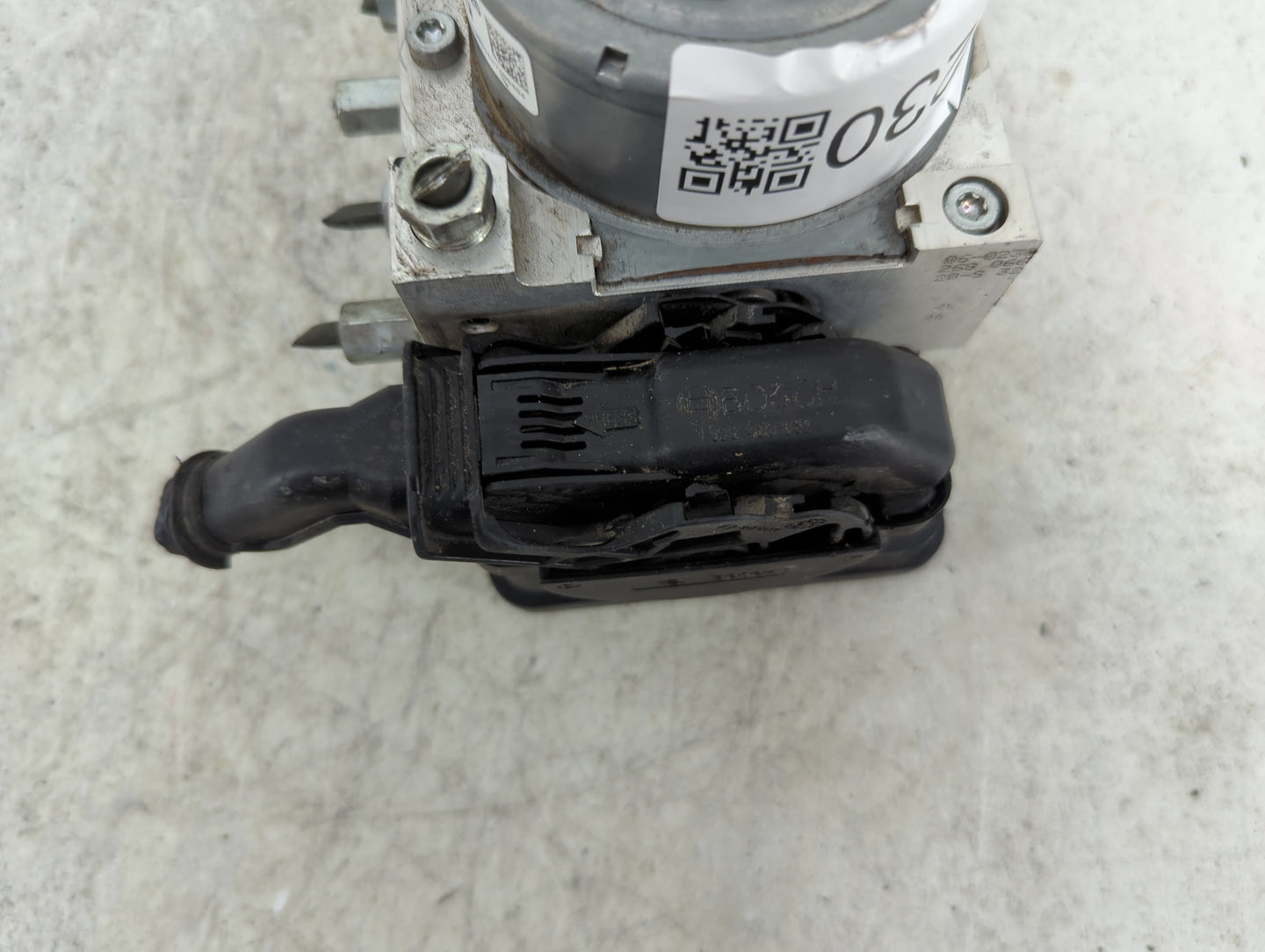 2017 Mazda Mazda3 ABS Pump Control Module Replacement P/N:BACS 437 A0 ESC KF620, 06.2102-4170.4 Fits Fits 2018 OEM Used Auto