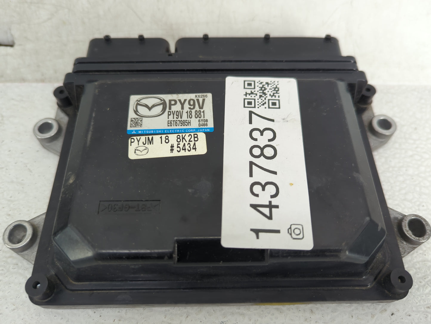 2017 Mazda Mazda6 PCM Engine Control Computer ECU ECM PCU OEM P/N:PY9V18881 E6T67985H, PYJM188K2B Fits Fits 2016 2018 OEM Us
