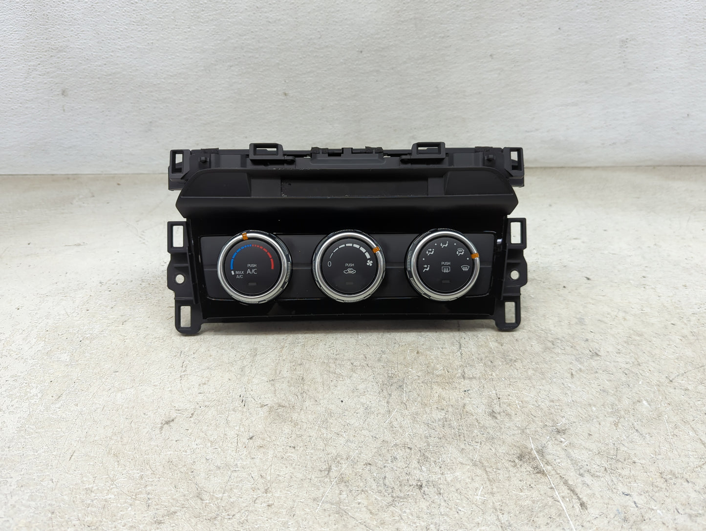 2017 Mazda Mazda6 Climate Control Module Temperature AC/Heater Replacement P/N:GRT6 6K16 Fits OEM Used Auto Parts - Oemuseda