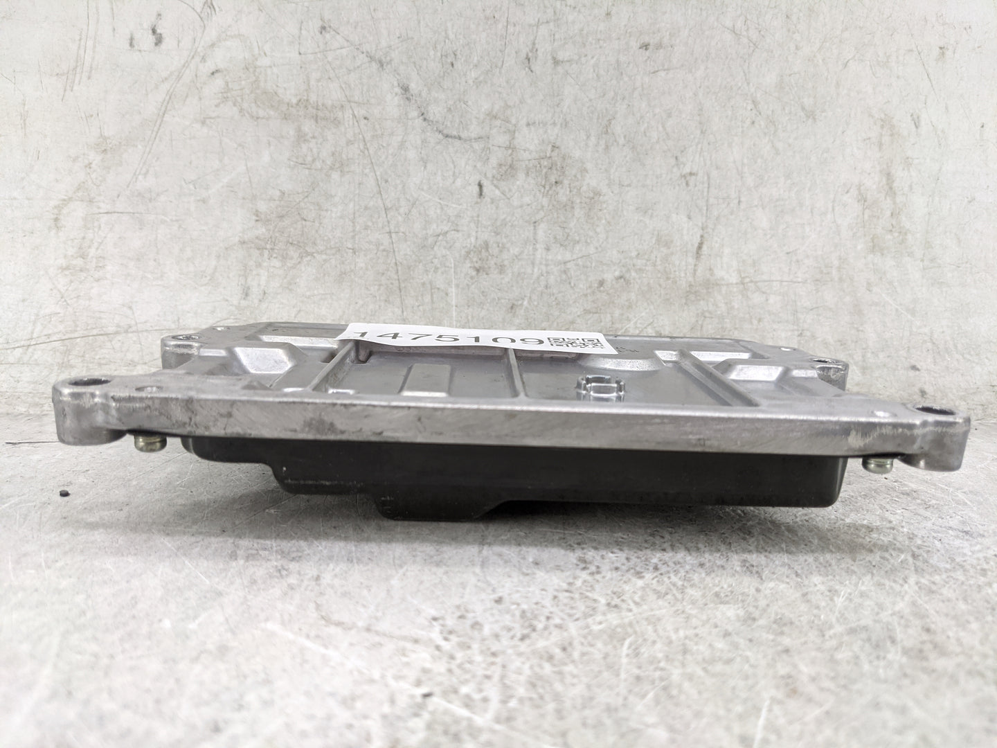 2017 Mazda Mazda6 PCM Engine Control Computer ECU ECM PCU OEM P/N:PY9W18881A PYJN188K2B, 2798002791 Fits Fits 2016 2018 OEM 